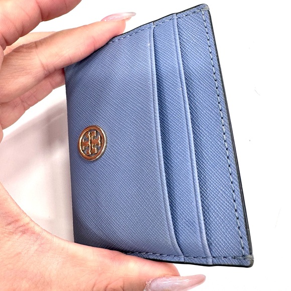 TORY BURCH BLUE CARD HOLDER WALLET - Picture 2 of 4